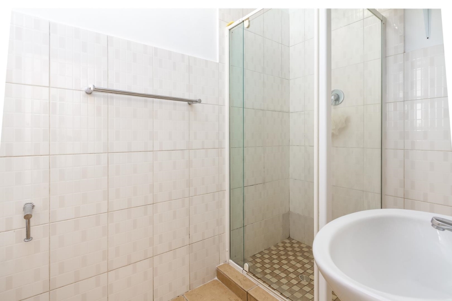 0 Bedroom Property for Sale in Gardens Western Cape